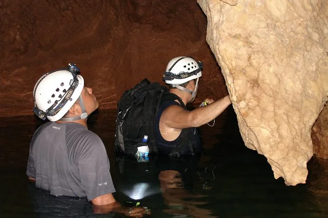 ATM-Höhle mit Mittagessen und Abholung am Hotel